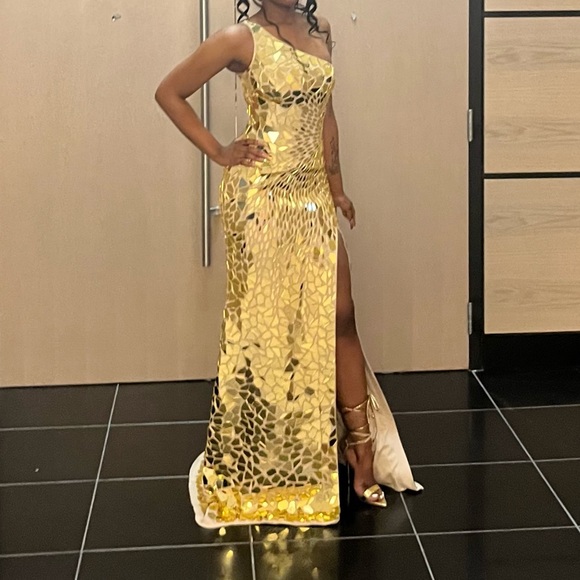 Whatcamacallit Prom Dress - Picture 1 of 3